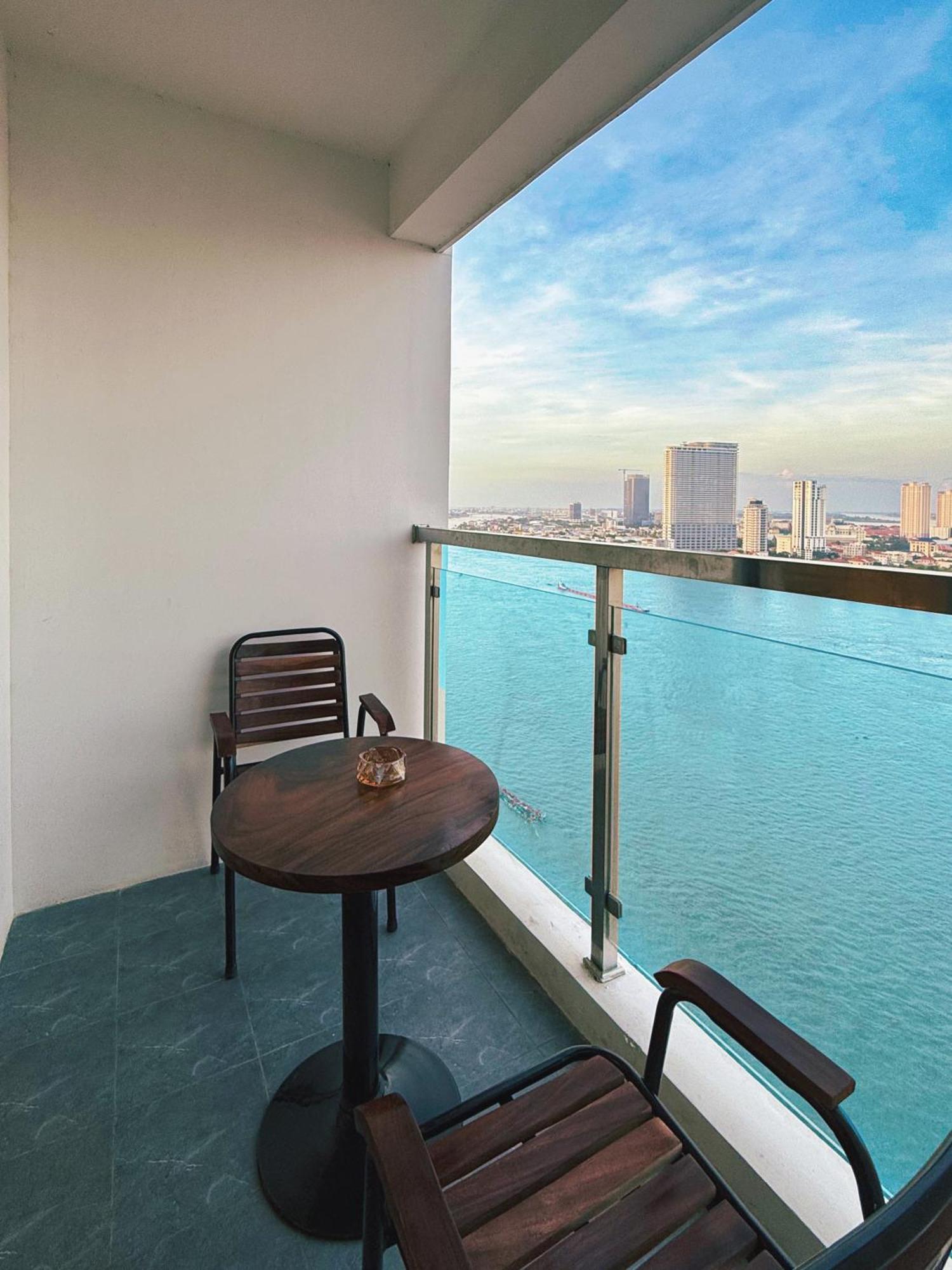 Hotel X One Phnom Penh